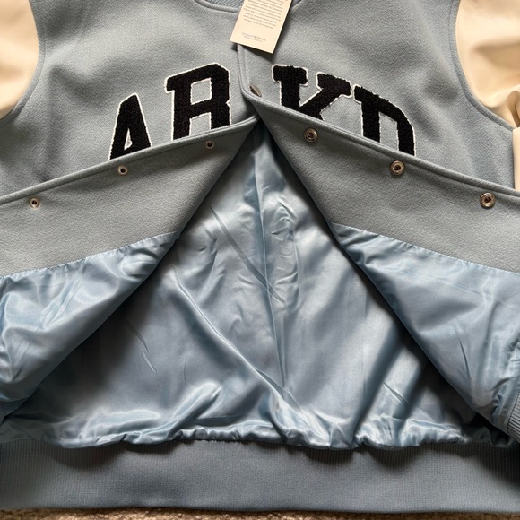 Abakada Sampaguita Letterman Jacket “The Art Of Living” Klasiko Collection - Picture 6 of 7